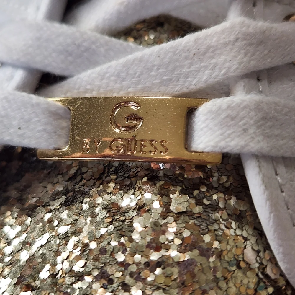 G by GUESS Mallory Glitter Lace Up White Sneakers Size 10M